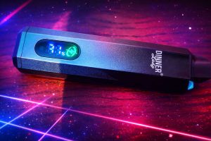 dinner lady s line med neon effekt